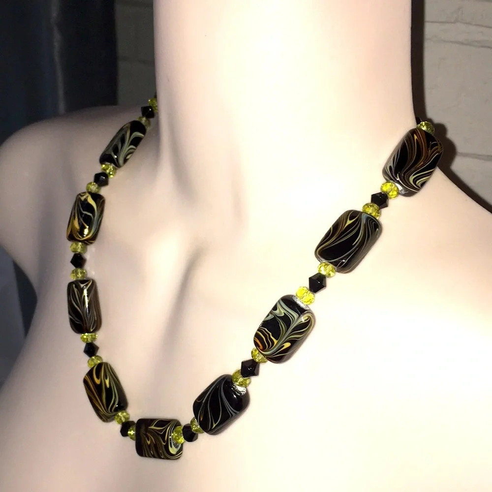 Handmade OOAK vintage Glass black bead 18 necklace - Picture 16 of 16